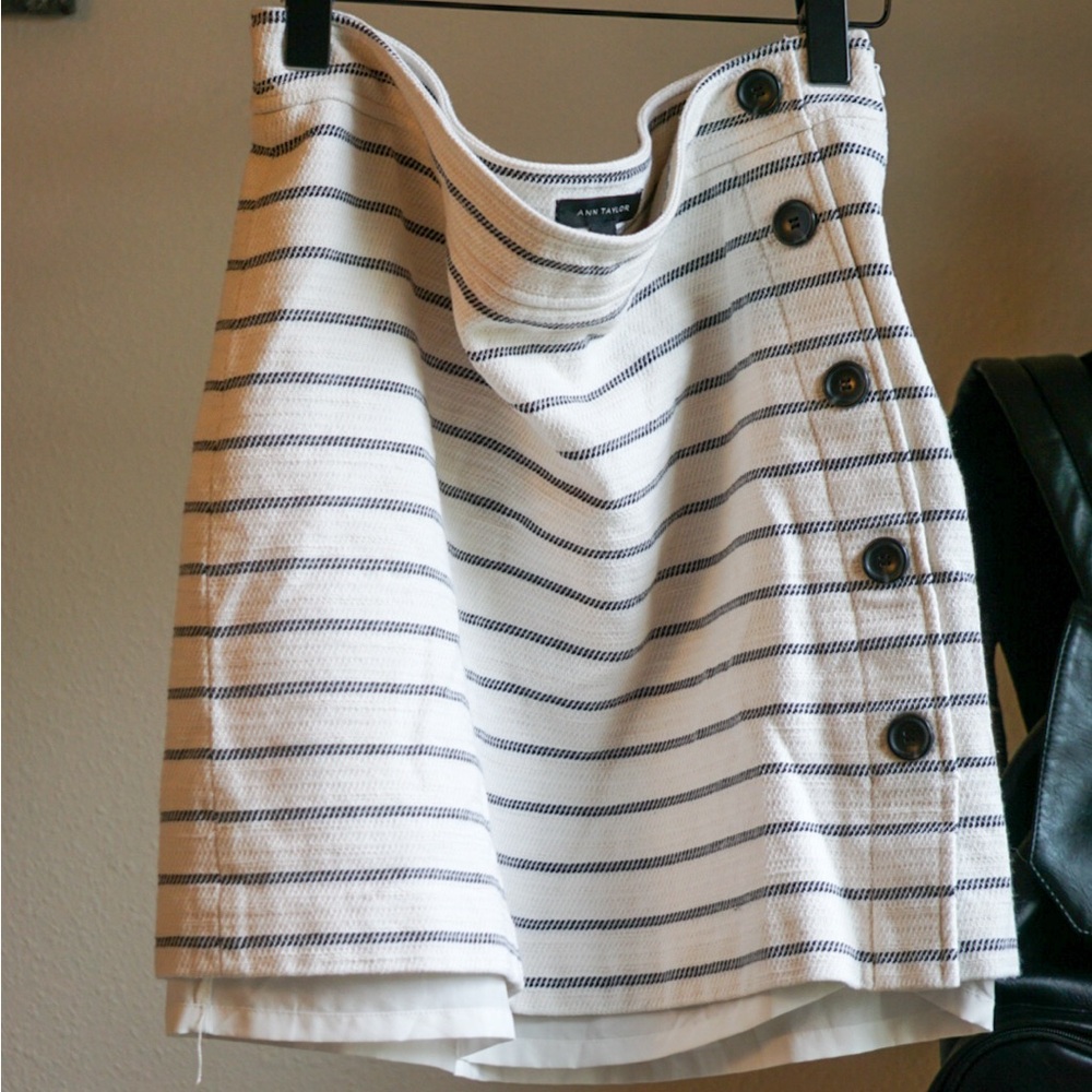 Ann Taylor White Skirt with Black Stripes and Buttons